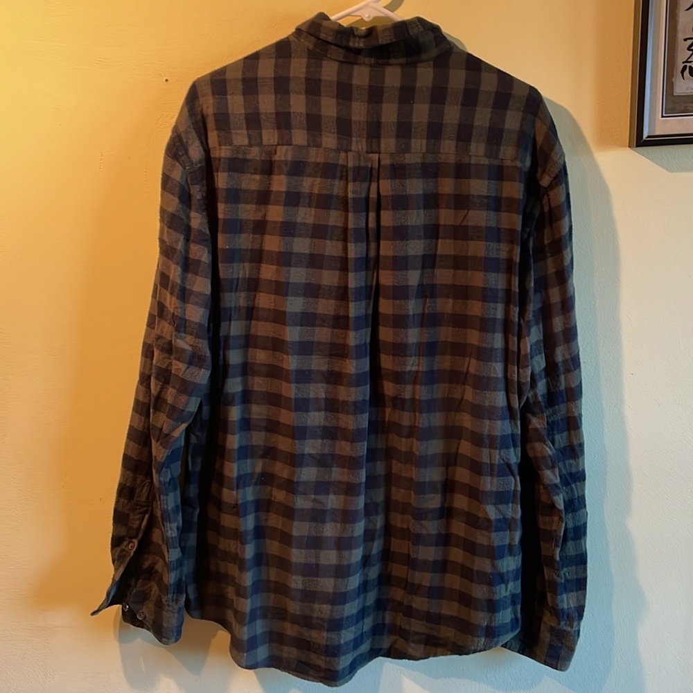 Croft&Barrow Button Down - Picture 3 of 5
